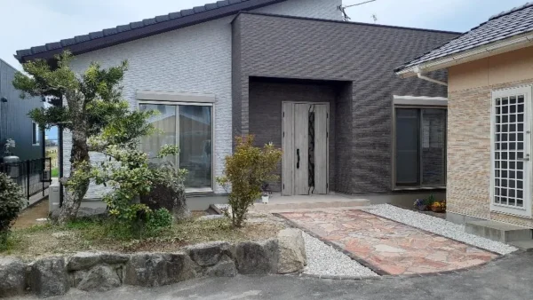【佐賀市八戸】木造瓦葺平屋建